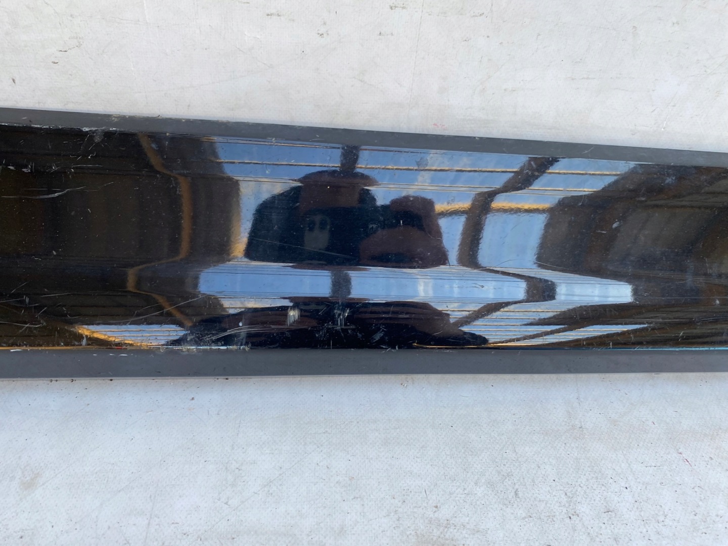 AUDI Q2 81A moulding door right front 81A853960B