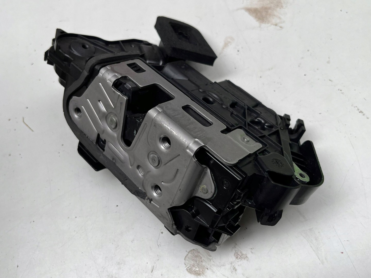 VOLKSWAGEN SEAT SKODA lock door left front 5TB837015D @M