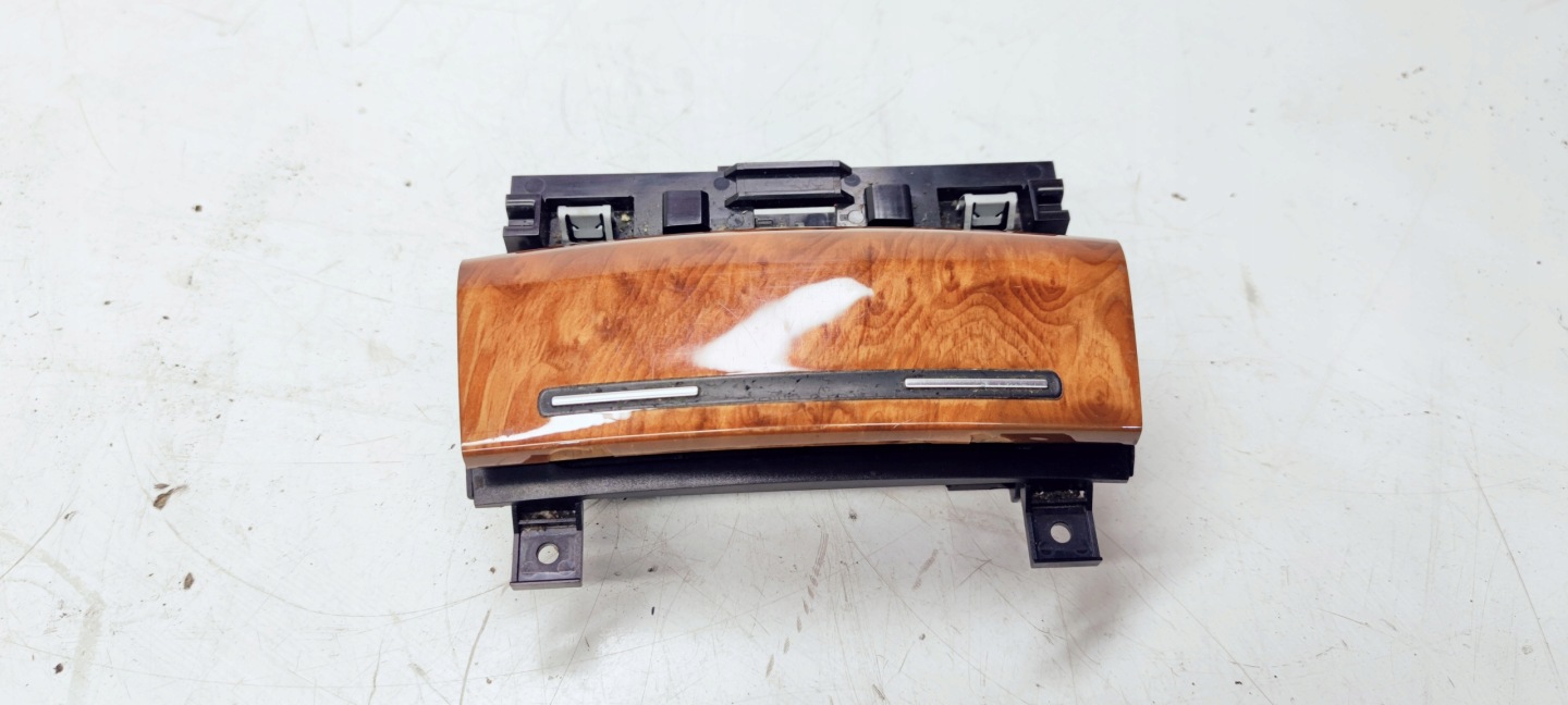 ashtray front AUDI A3 8P LIFT 8P0857951 5TQ *3*
