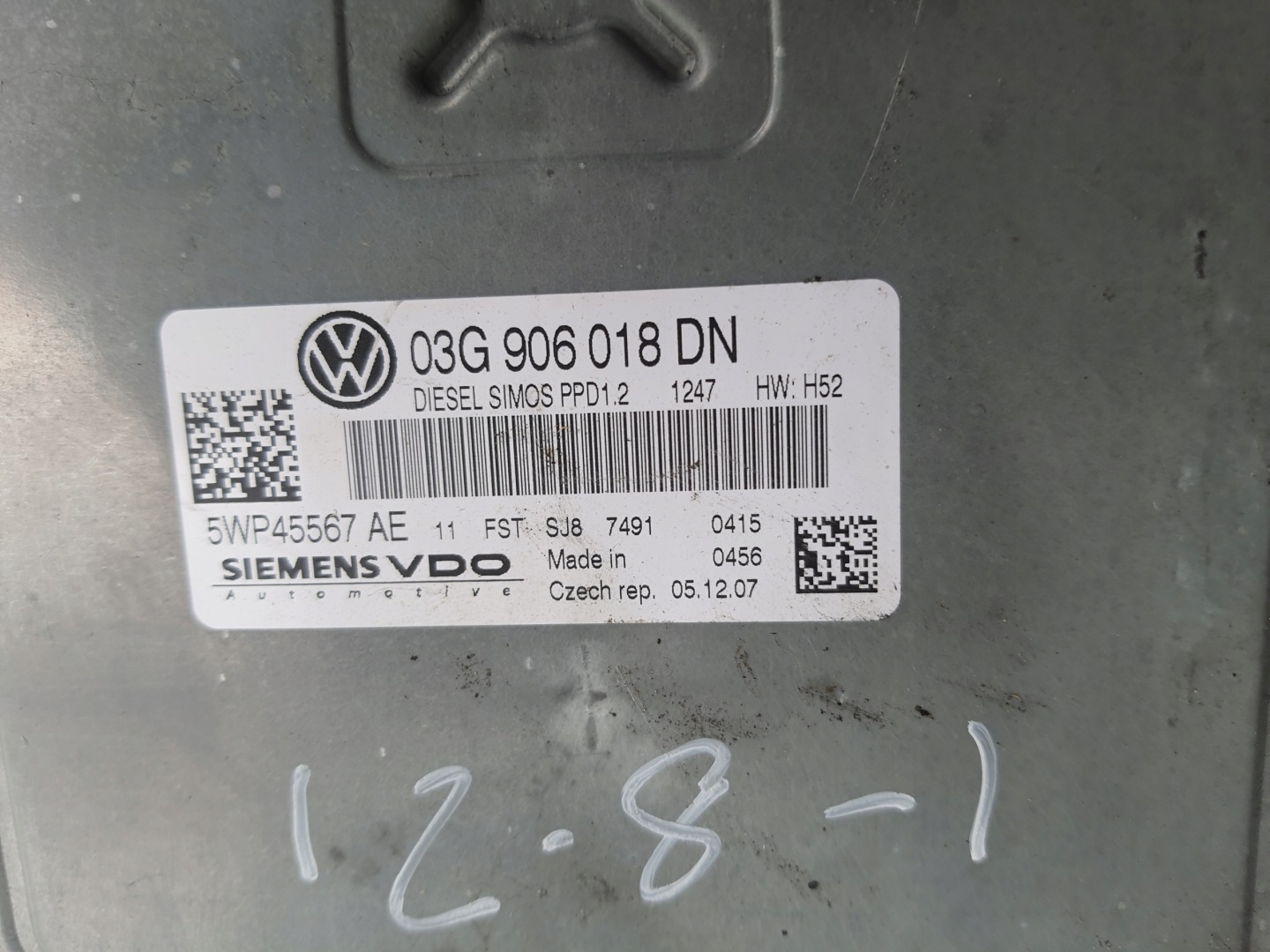 VW SEAT SKODA AUDI Computer 03G906018DN