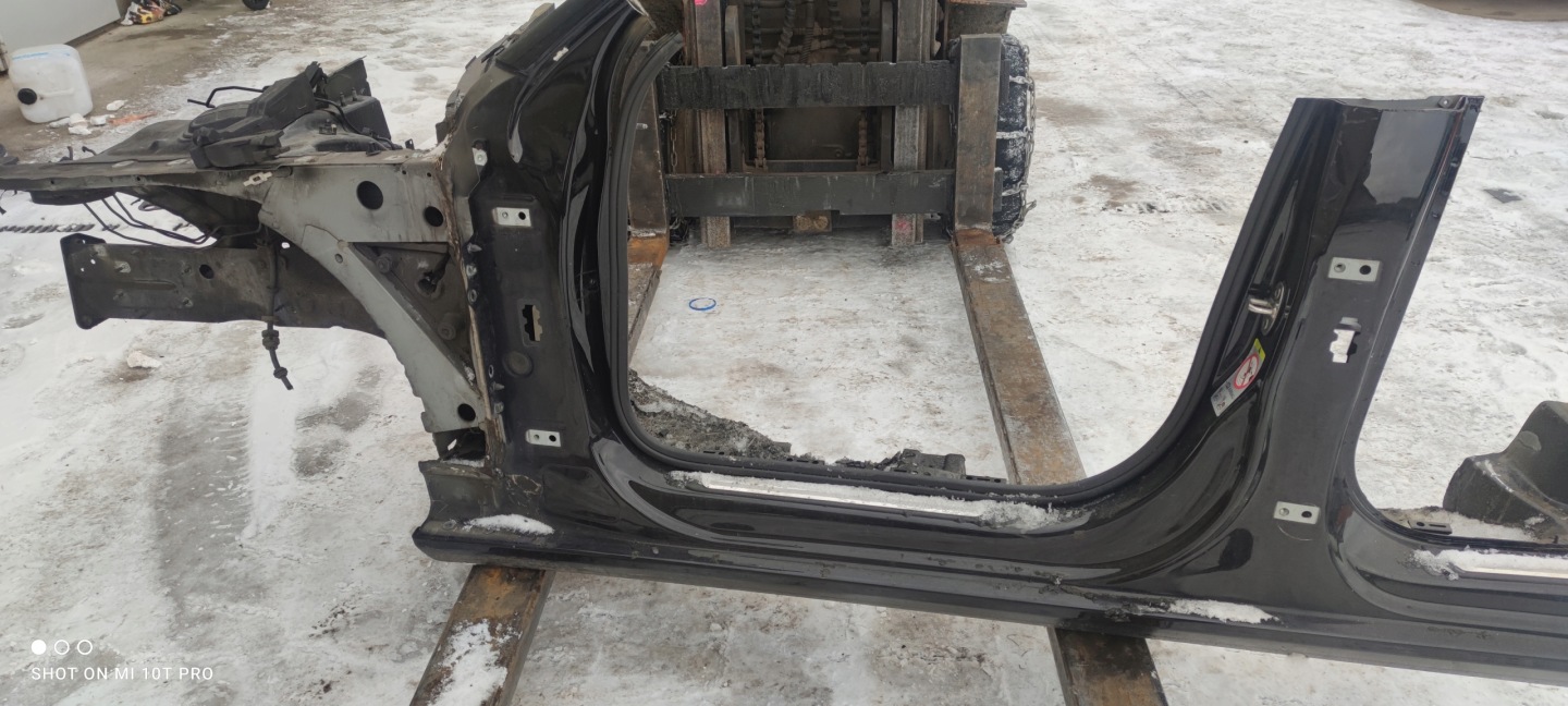 threshold quarter pillar left AUDI A4 B8 sedan AVAN