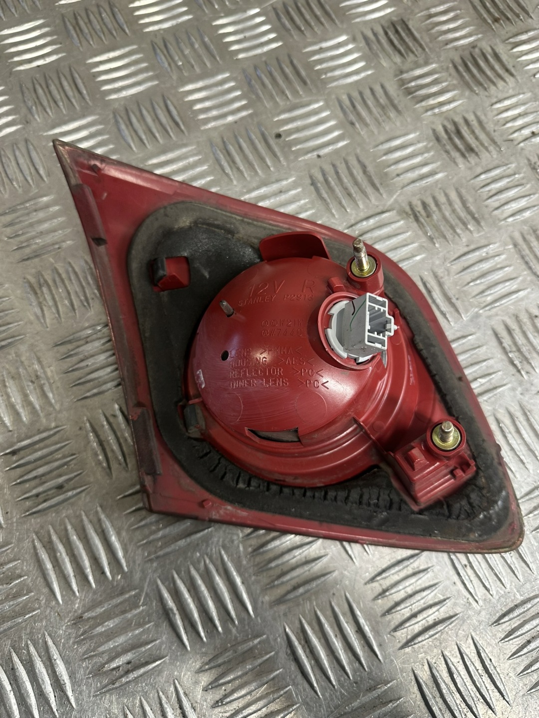 světlo pravá zadní MAZDA 3 P2913