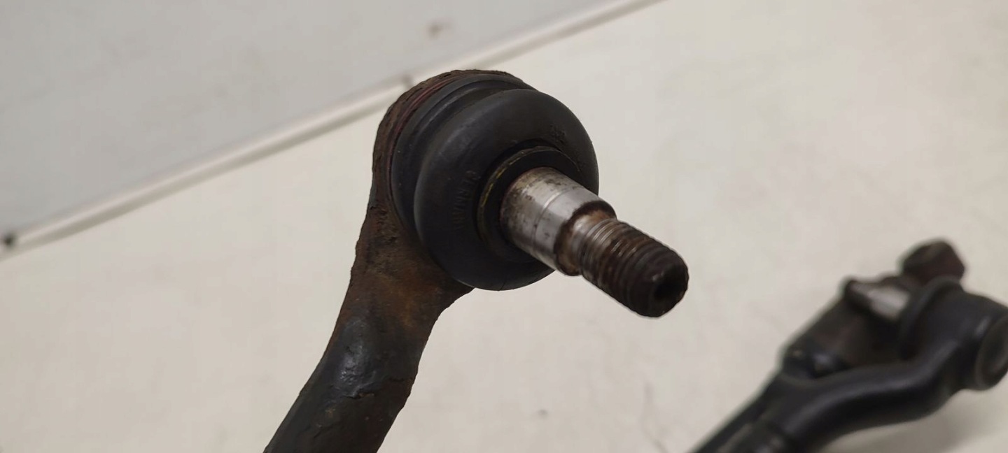 Drazki kierownicze Mercedes W140 3,2