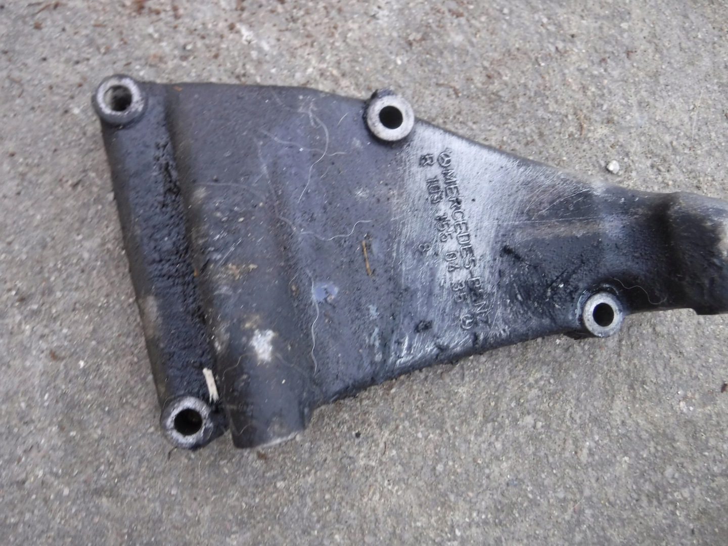 console MERCEDES w124 1031550435