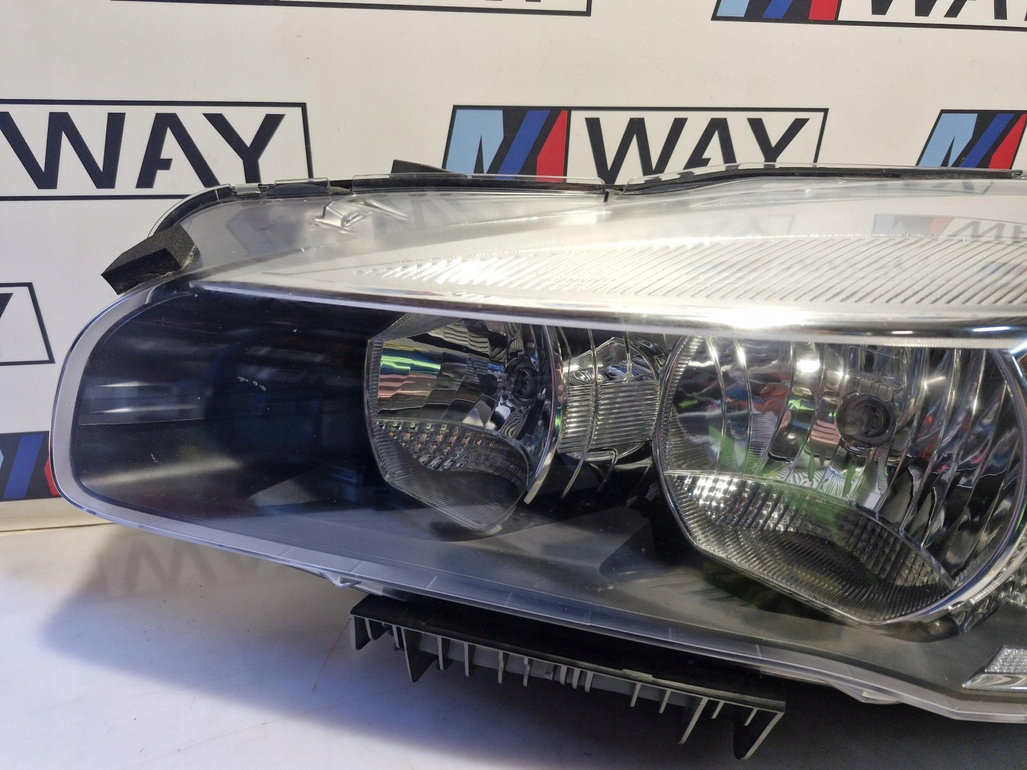7422573 BMW F45 F46 light REFLEKTOR front left left front