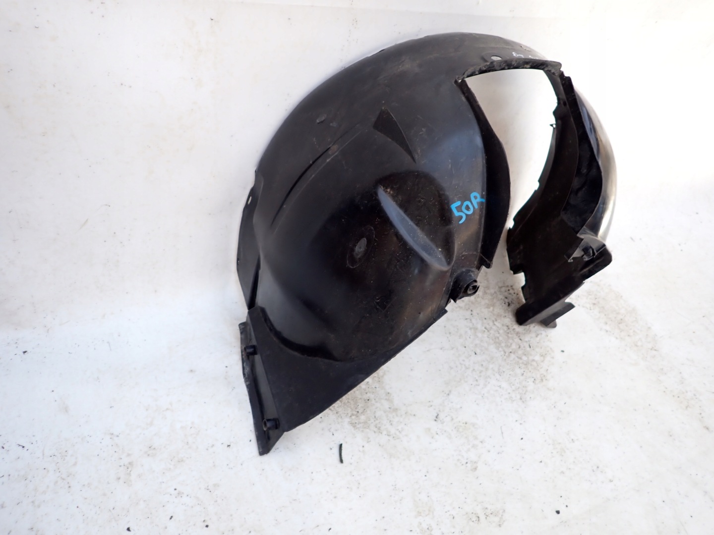 DACIA SANDERO and 08-12 mudguard left front front 8200735438