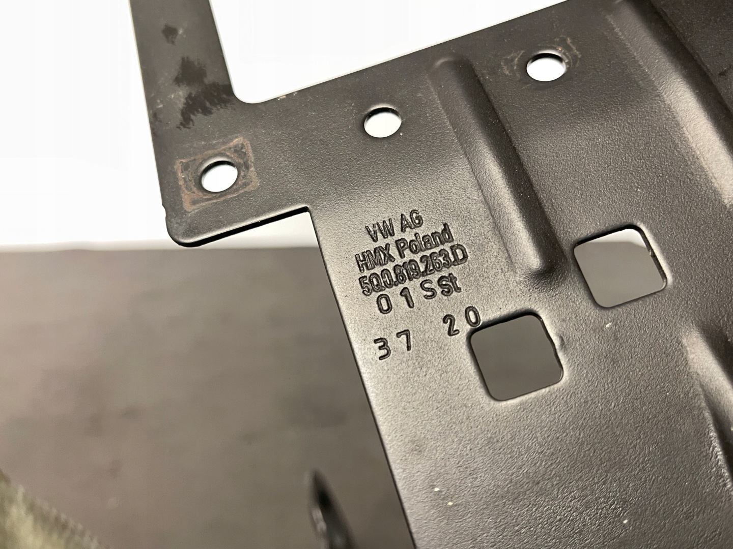 VW PASSAT B8 Halter Halter WEBASTO 5Q0819263D