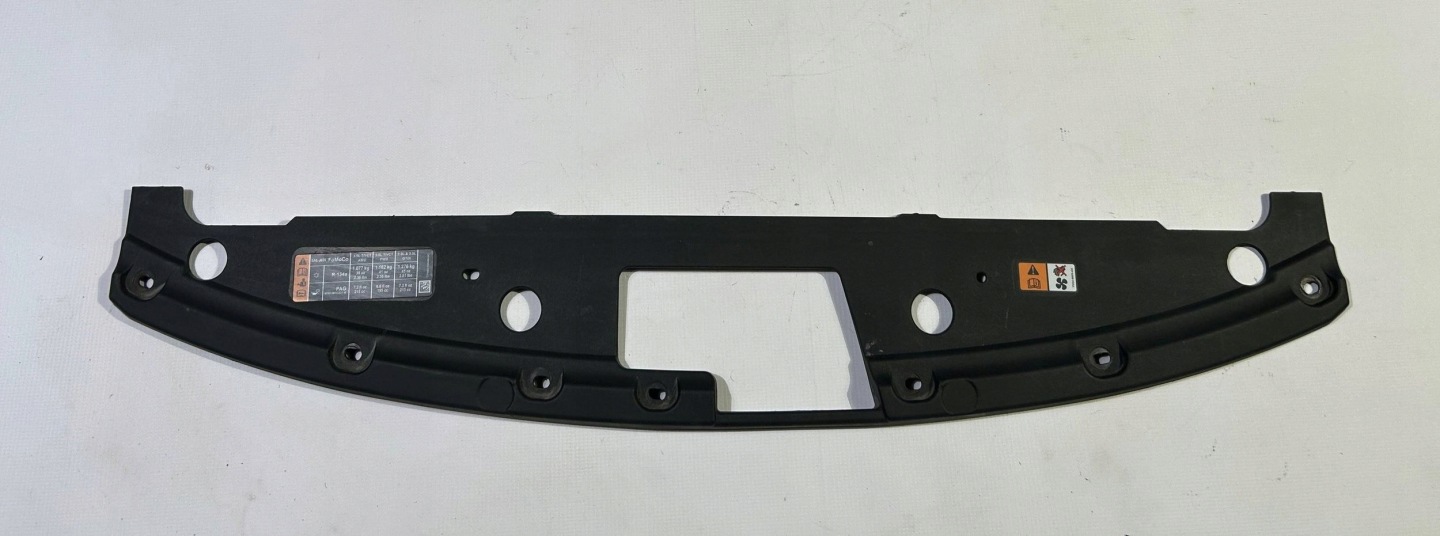 Horn kryt stěny předního chladiče Ford Explorer 2011