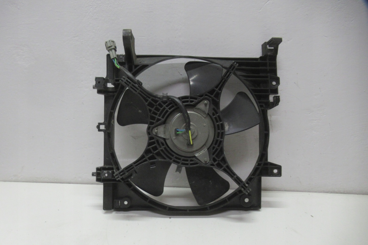 SUBARU XV 2.0 D ventilátor chladiče vrtule
