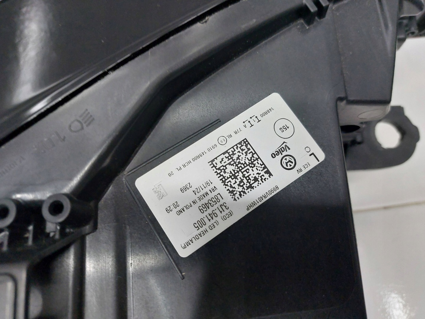VW PASSAT B9 3J 23R> light left right front FULL LED 3J1941005 3J1941005