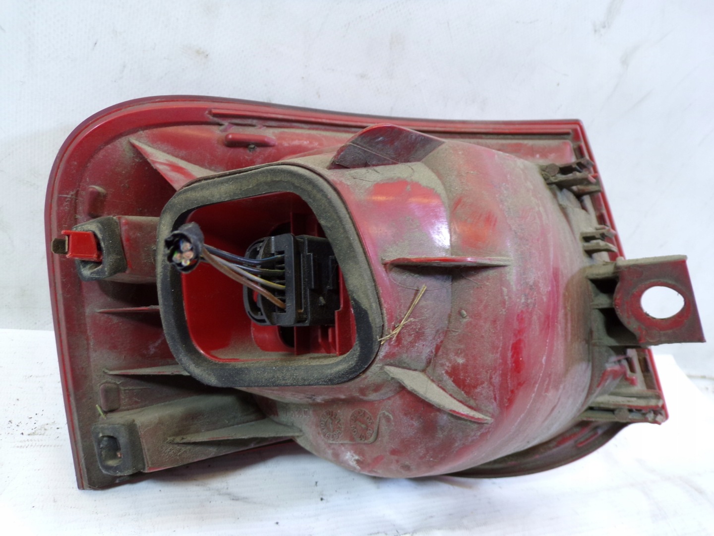 light rear rear part right VOLKSWAGEN PASSAT B6 KOMBI (K)