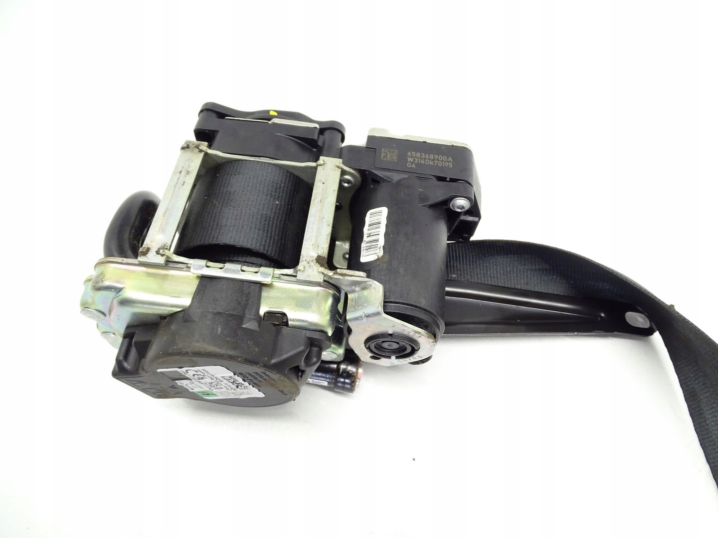 tension belt safety right front CUPRA BORN VW 662015600A 10C857706G