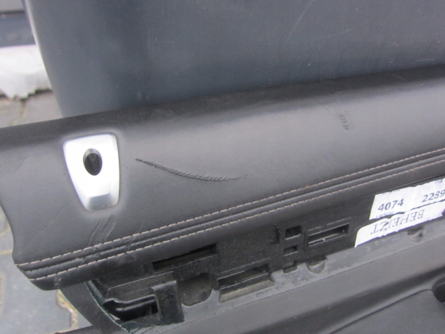 BMW 7 G12 side door driver´s upholstery left front black leather 9661986