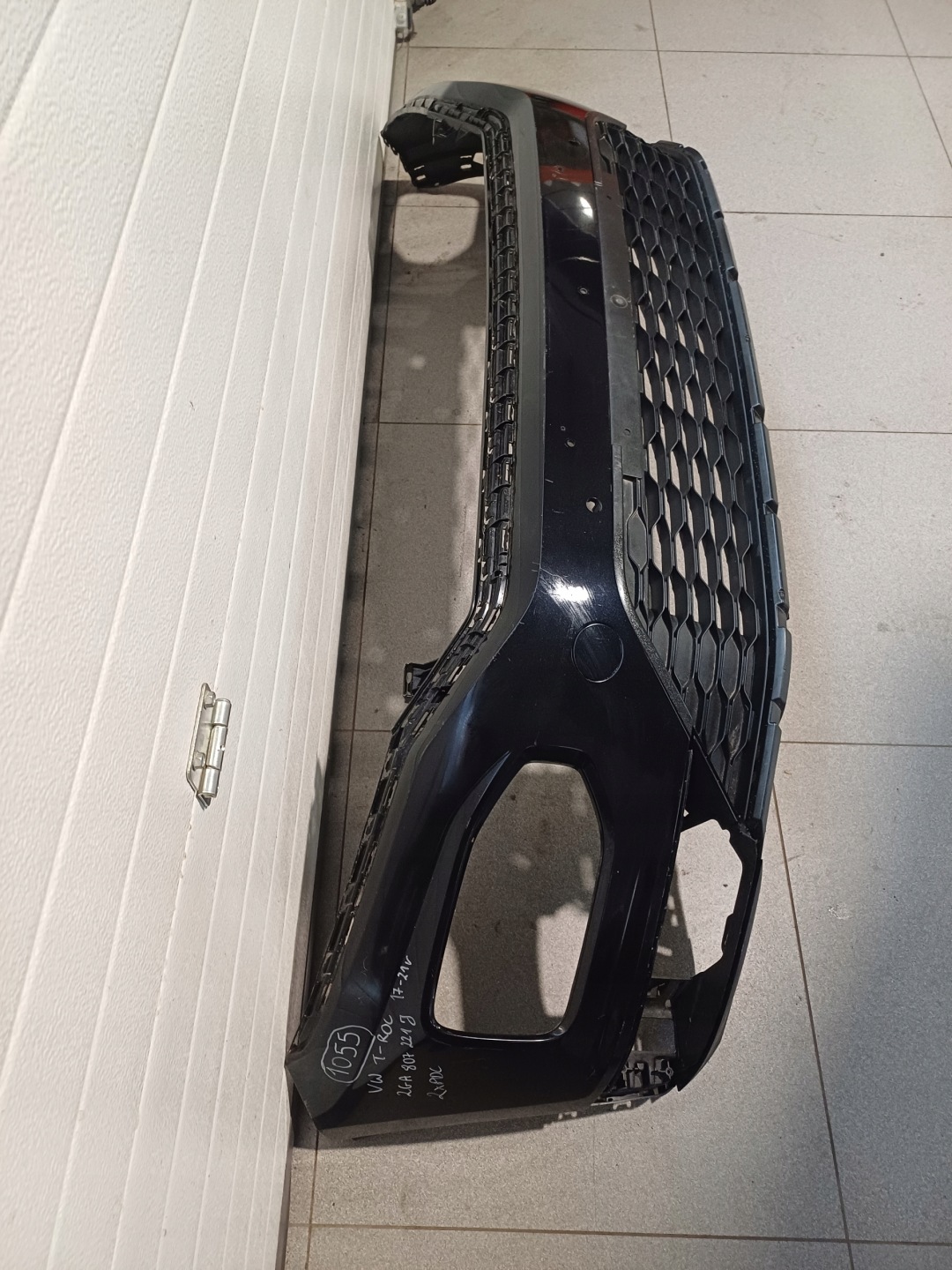 bumper front front VW T- ROC 17-21R 2GA807221J 2 X PDC