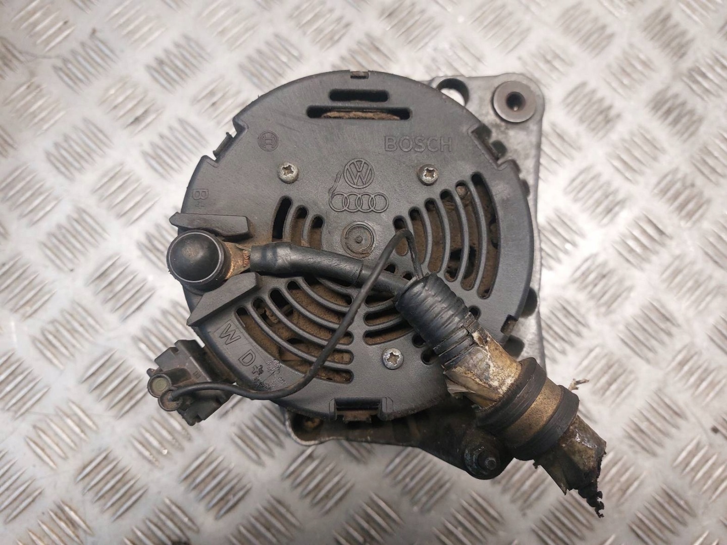 alternator VOLKSWAGEN LT 35 028903027N