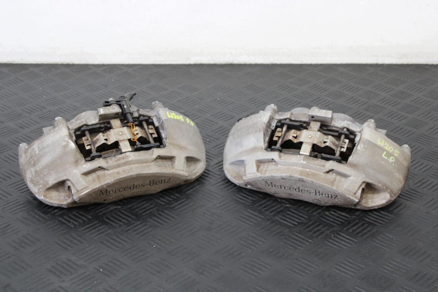 caliper brake front front MERCEDES C-KLASA W205