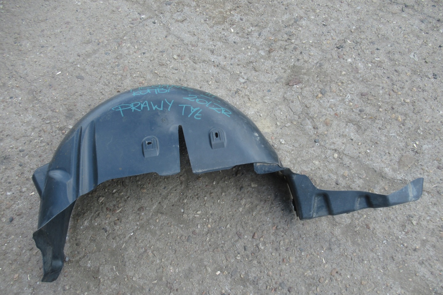 RENAULT MEGANE III mudguard right rear part KOMBI