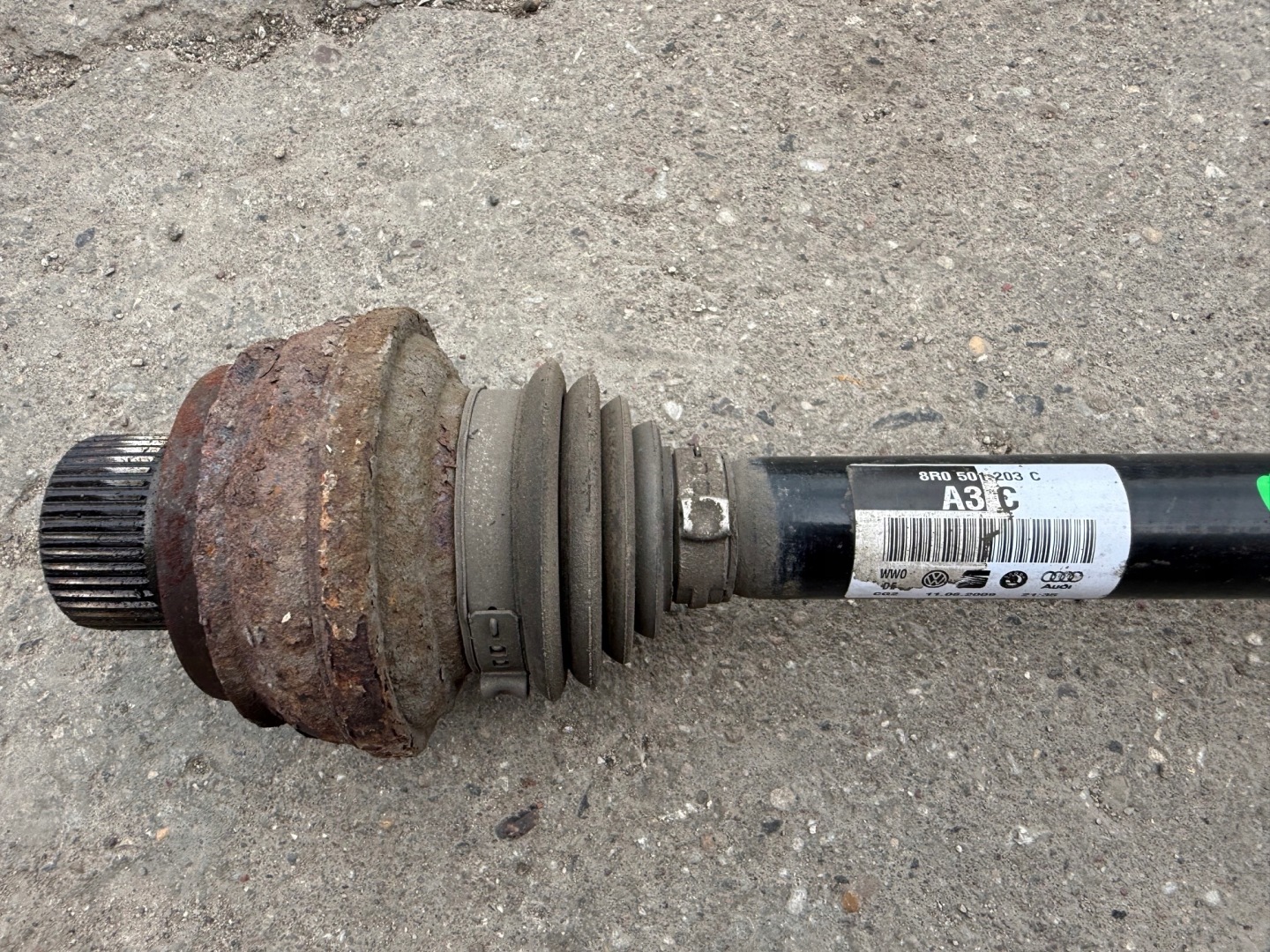 AUDI Q5 8R semi-axis right left rear right left rear part 8R0501203C