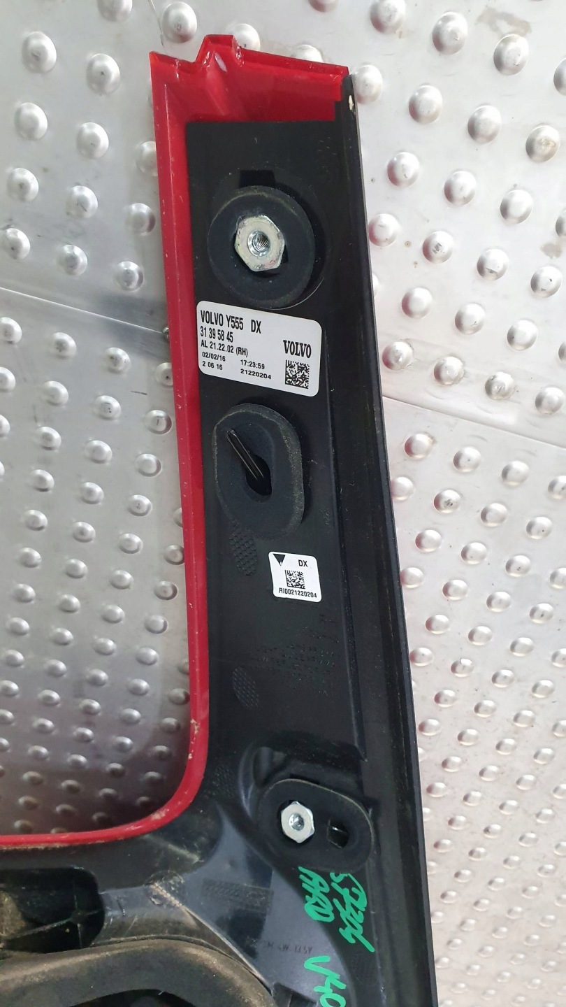 light rear part right VOLVO V40 II 31395845 12