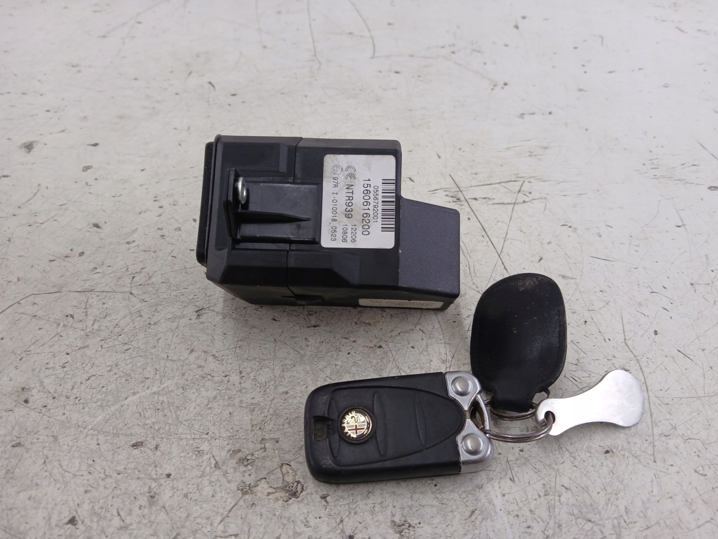 ALFA ROMEO 159 ignition + key 1560616200