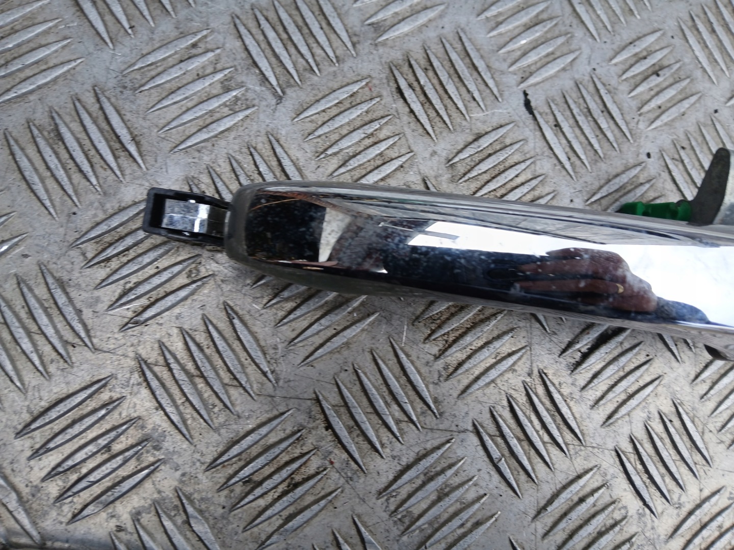 CHRYSLER 300C handle exterior left front lock cylinder