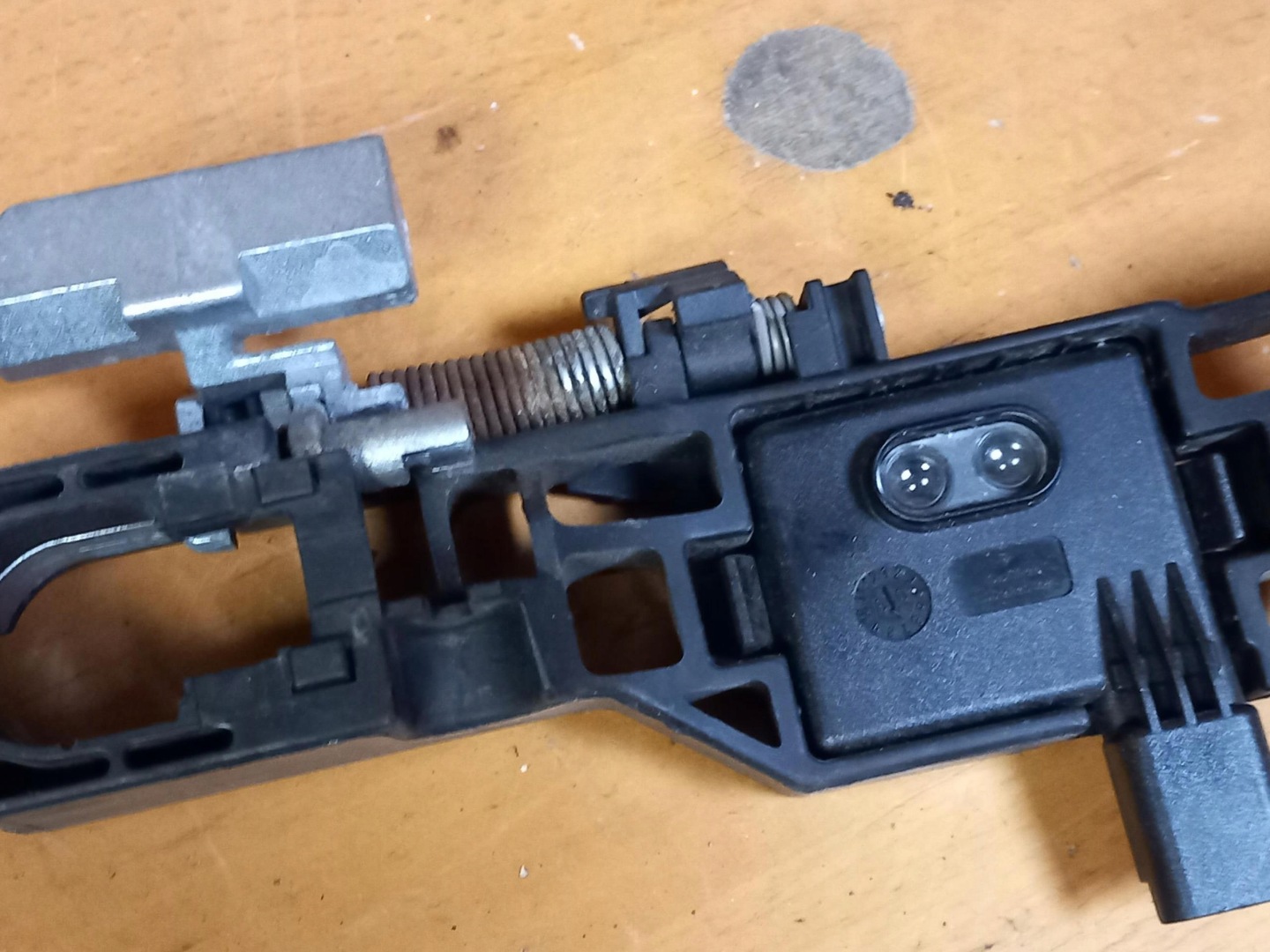 WKLAD handles sensor right front RENAULT ESPACE IV 8200008431 02-14
