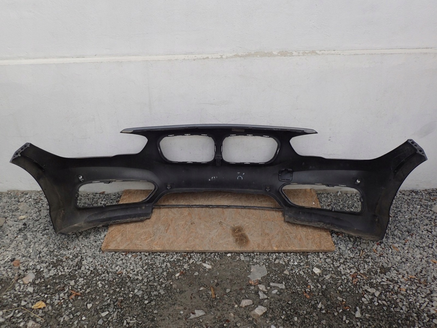 bumper front front BMW 1 and F20 F21 LIFT 2015