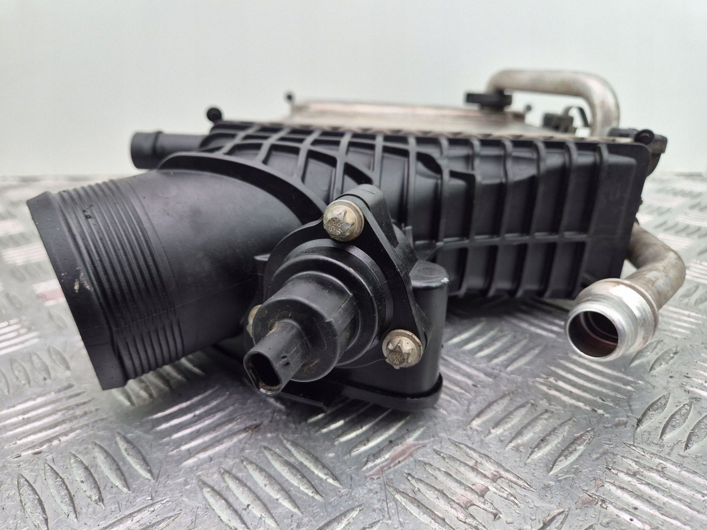 Mercedes C300 W205 2.0 Intercooler A2640905300 M264.920