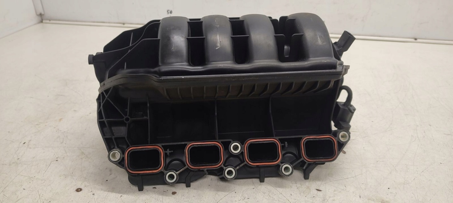 intake manifold VW Golf V 1,4 TSI