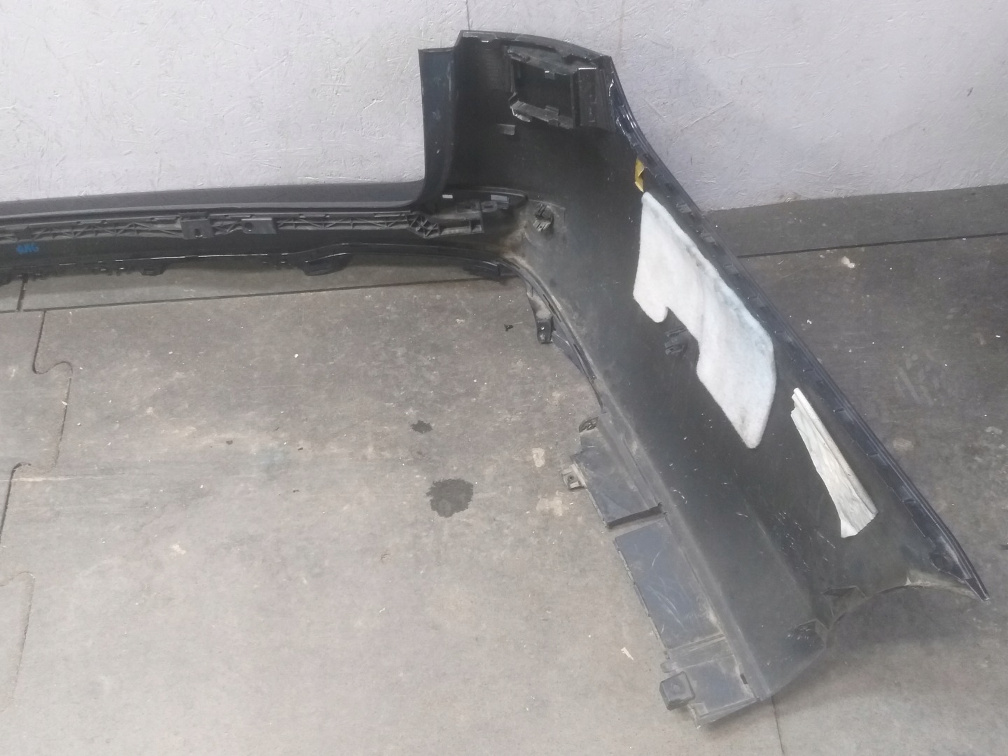 bumper rear part MERCEDES E KLASA W213 KOMBI AMG
