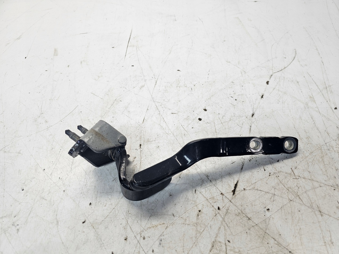 hinge bonnet left rear part AUDI A1 8X 5-door 8X4827299