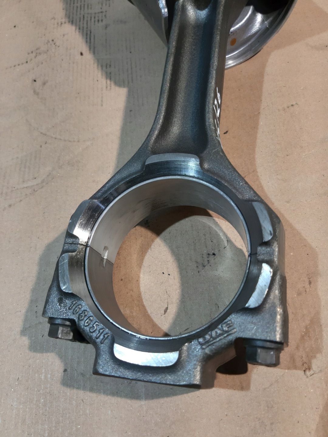 piston connecting rod DAF PACCAR PR183U1 183KW