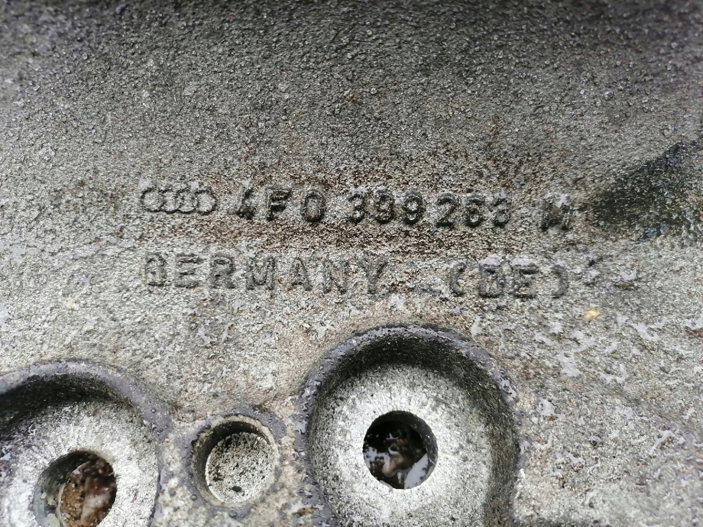 AUDI A6 C6 supporto staffa cambio 4F0399263M