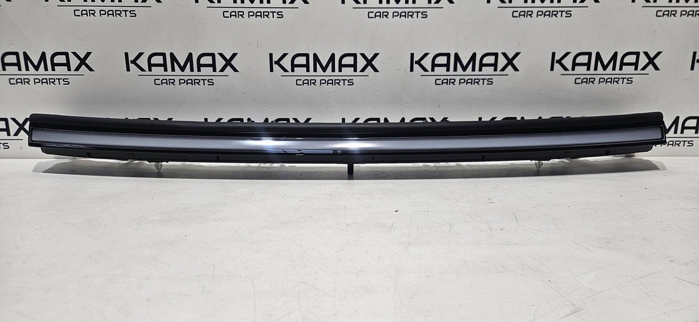 light front central DRL LED TESLA Y LIFT JUNIPER 25- original 203829400E