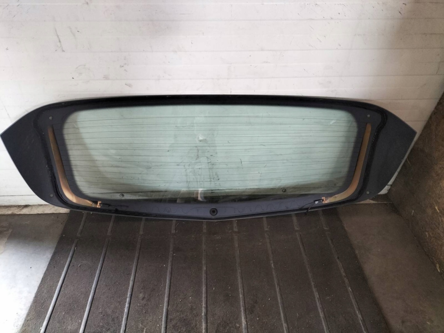 window rear part bonnet boot OPEL CORSA D HB 5D MAZOWSZE