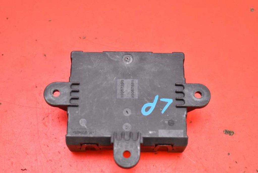 control unit module door left front CV1T14B531AF FORD FIESTA MK7 3D LIFT 12-17