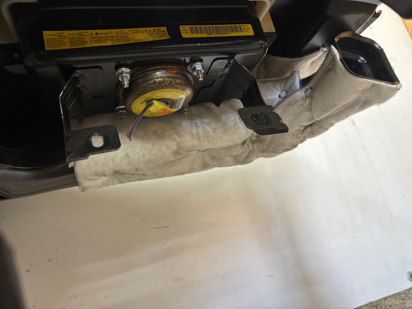 dashboard console airbag adjusters HYUNDAI IX35