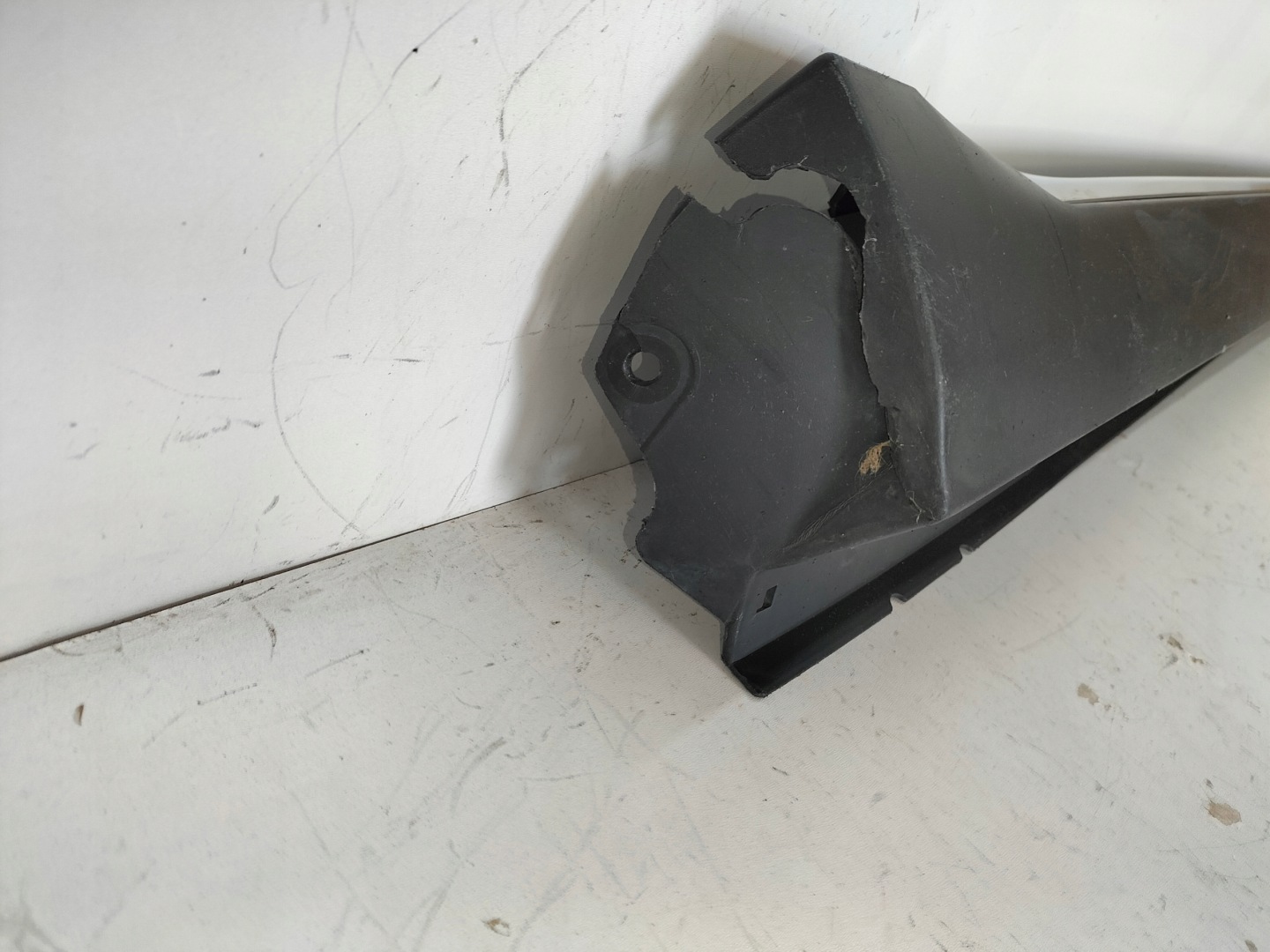 cap moulding threshold left CITROEN C-CROSSER 07