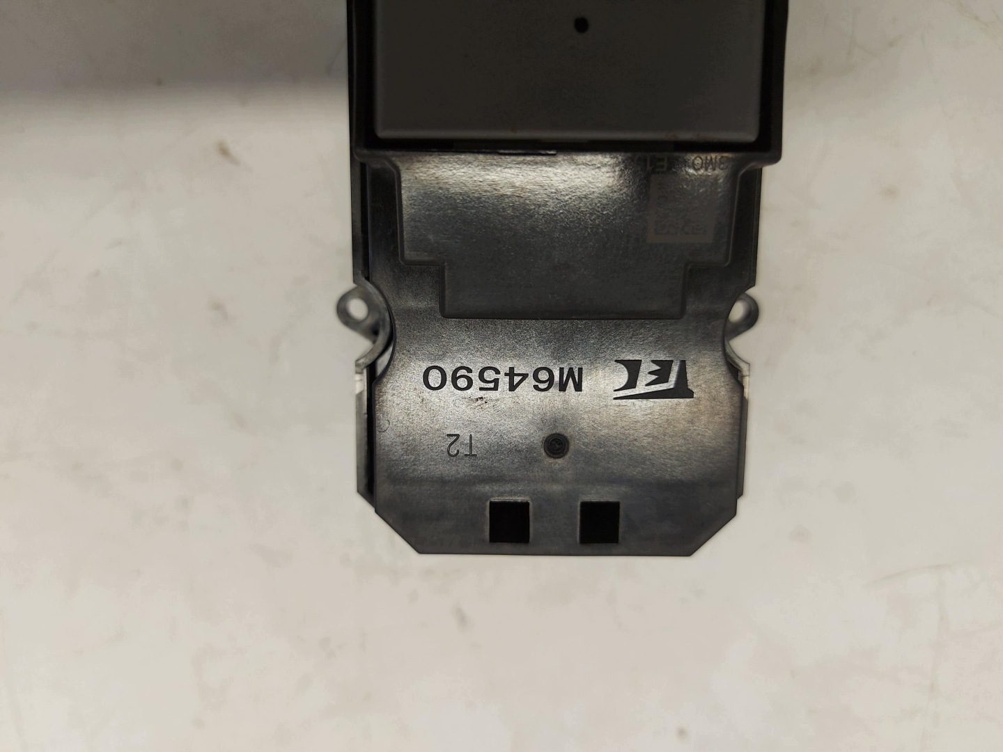 Honda HR-V III eHEV window control switch windows left front original m64590