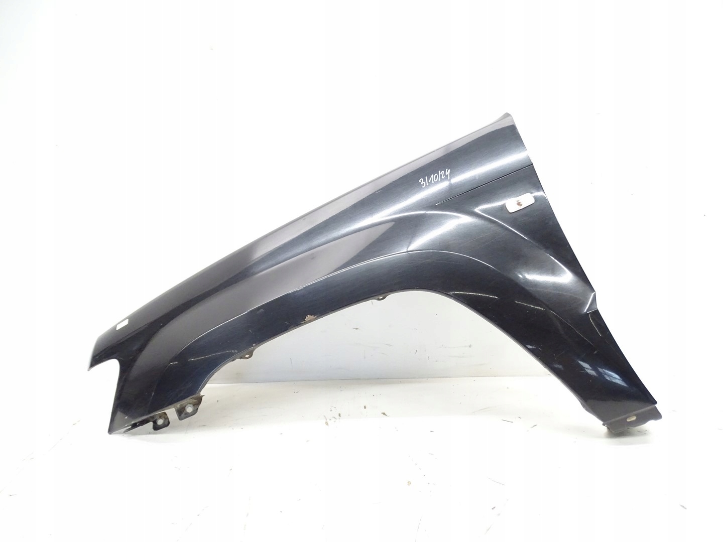 fender left front front JEEP GRAND CHEROKEE WK black