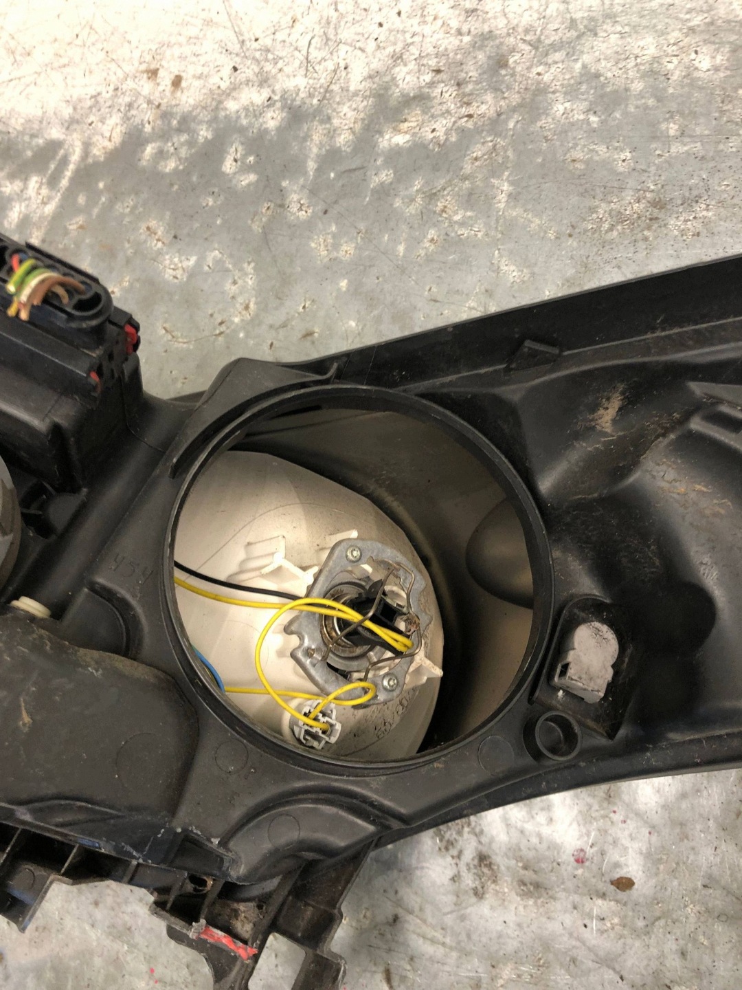 light right front PEUGEOT 207 9649986180