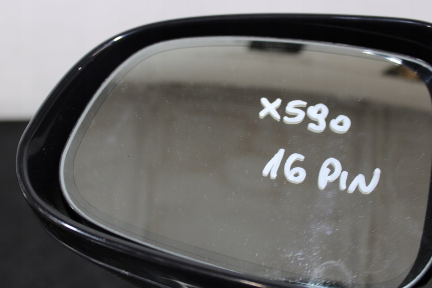 mirror left 16 vertical JAGUAR and-PACE X590 EV400