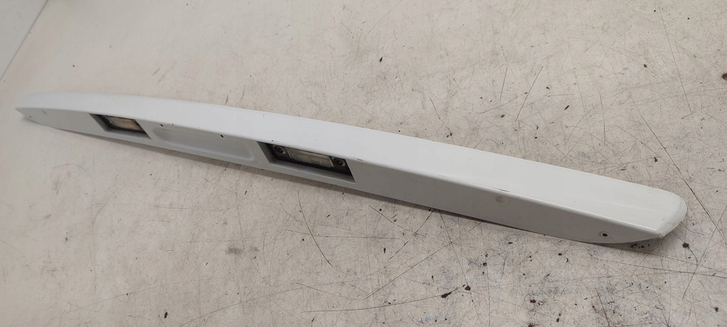 cap moulding bonnet Ford Fiesta MK6