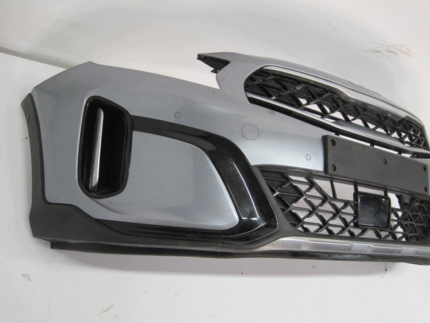 bumper KIA X CEED 22R 6 PDC LIFT23R front front