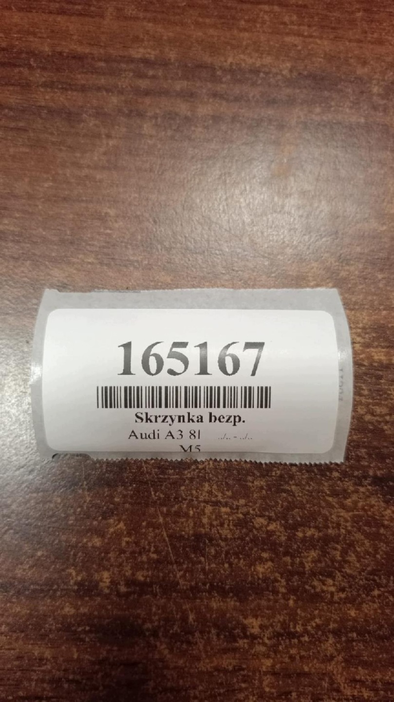 AUDI A3 8L 1.6 fuse box 1J0937550AB