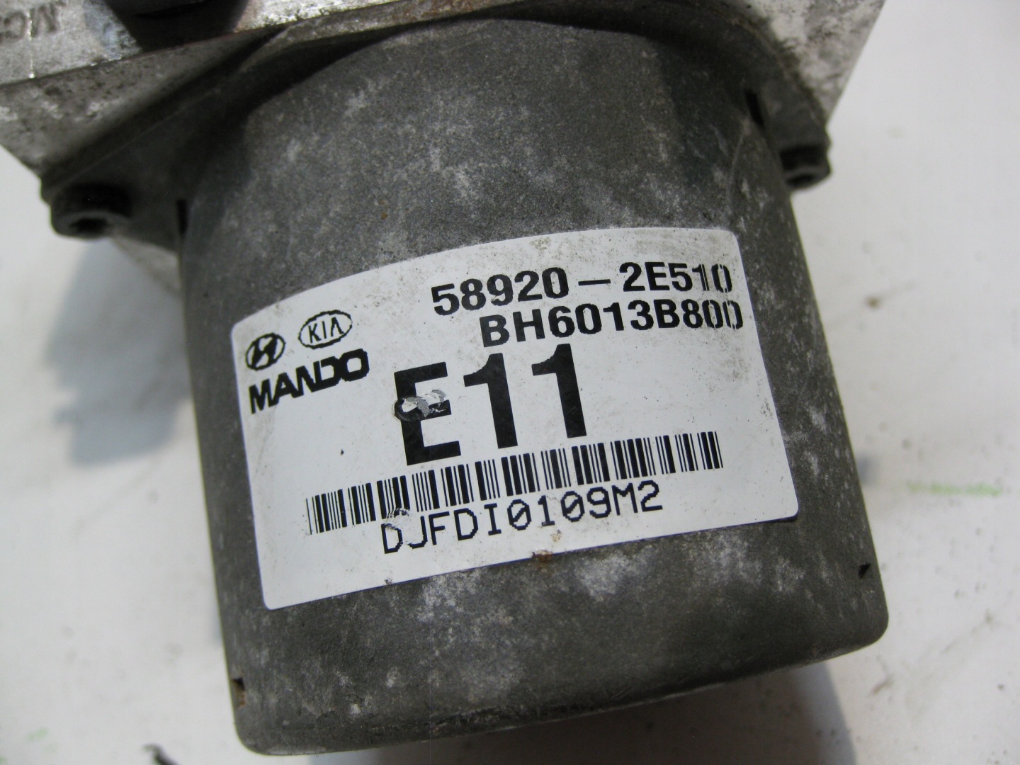 HYUNDAI TUCSON e 08R 2.0 benzina Servofreno ABS 58920-2E510