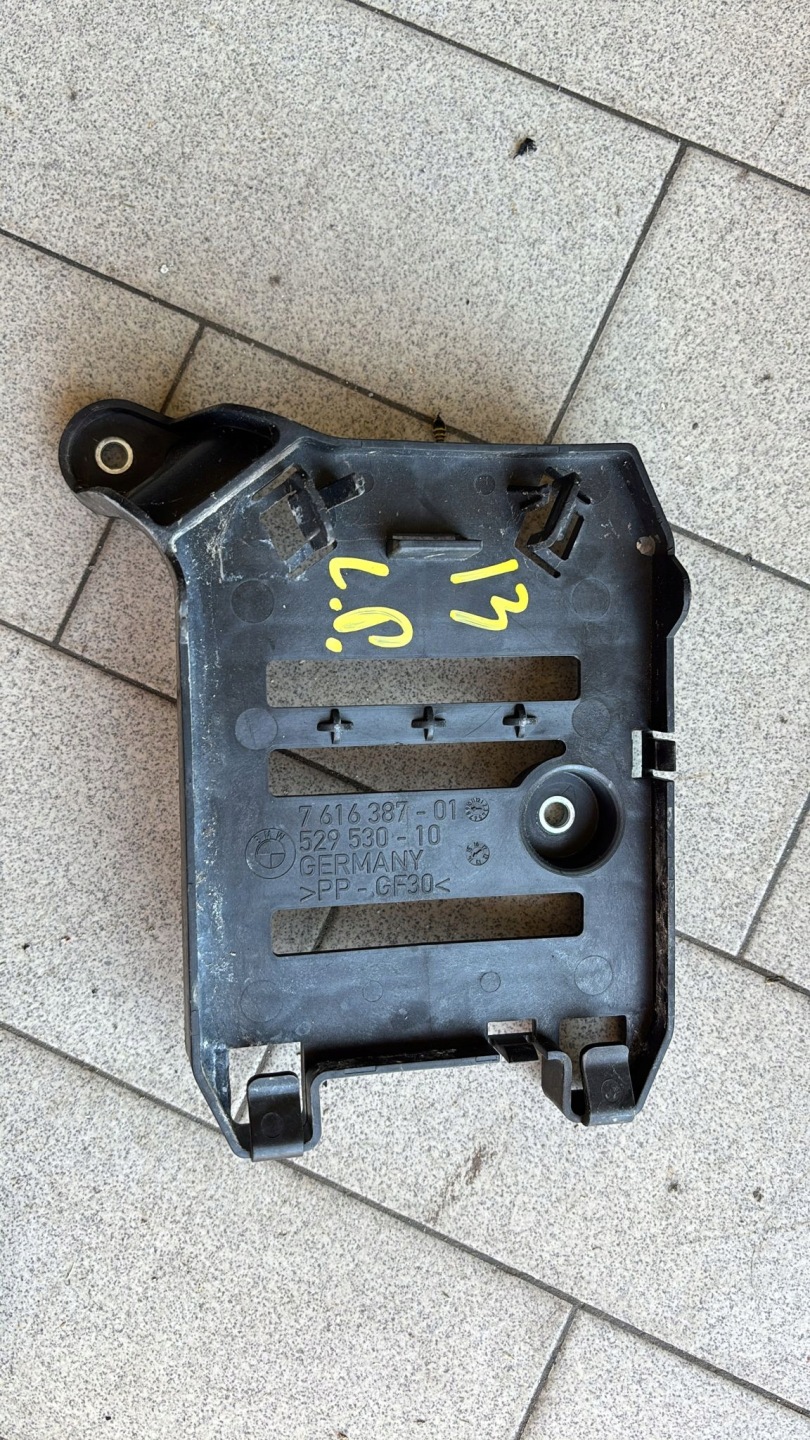 Poignée Support plaque BMW I3 7616387