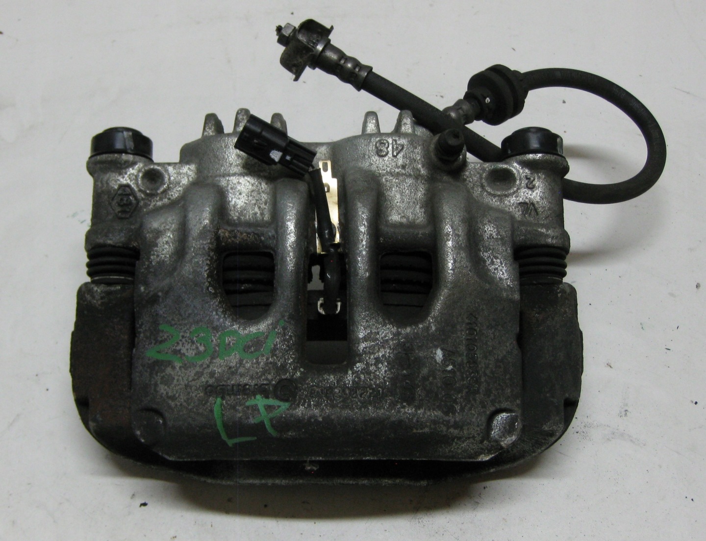 RENAULT MASTER III MOVANO 2.3 DCI caliper brake left front