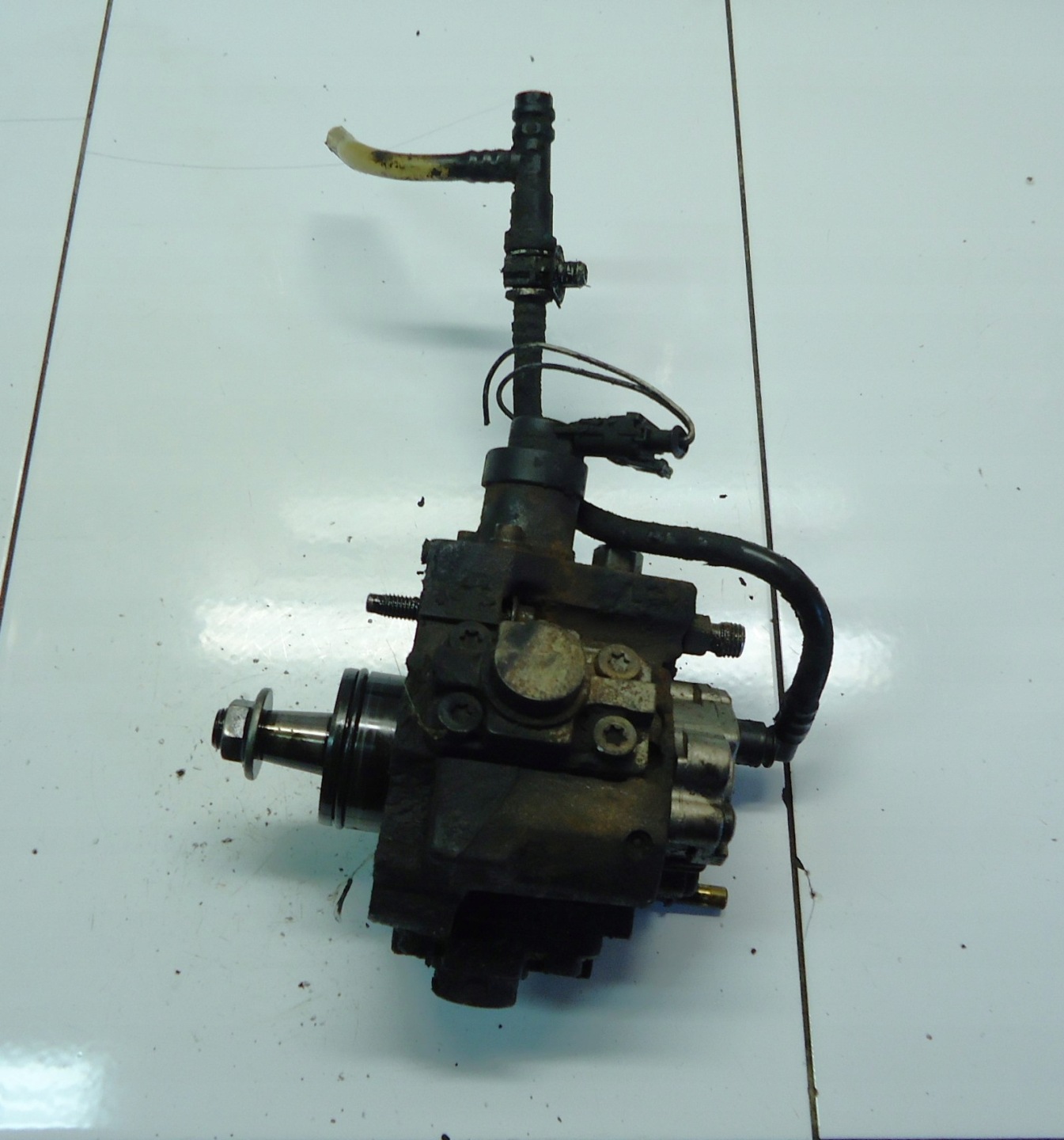 RENAULT MASTER II OPEL MOVANO 2.5DCI Einspritzpumpe 0445010140 8200503229