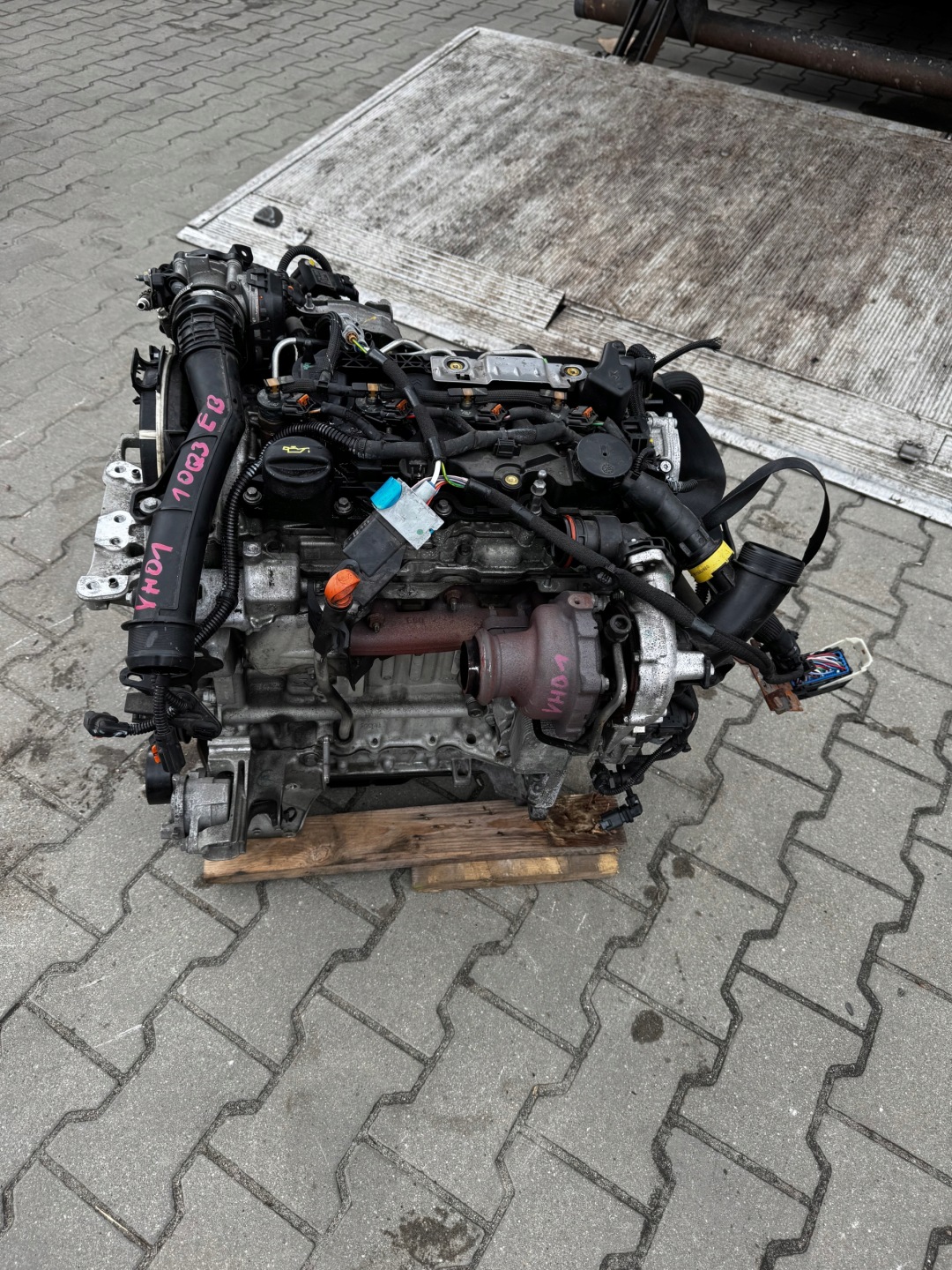 engine complete PEUGEOT CITROEN PSA YH01 10Q3EB